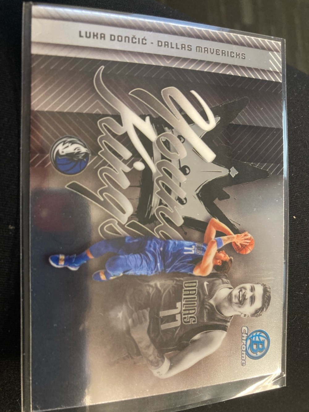 Luka Dončić Dallas Mavericks Autograph Chrome Card - Blue